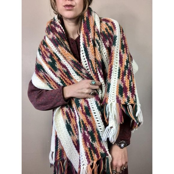 Lizard Queenz Closet - Picture 6 of 7